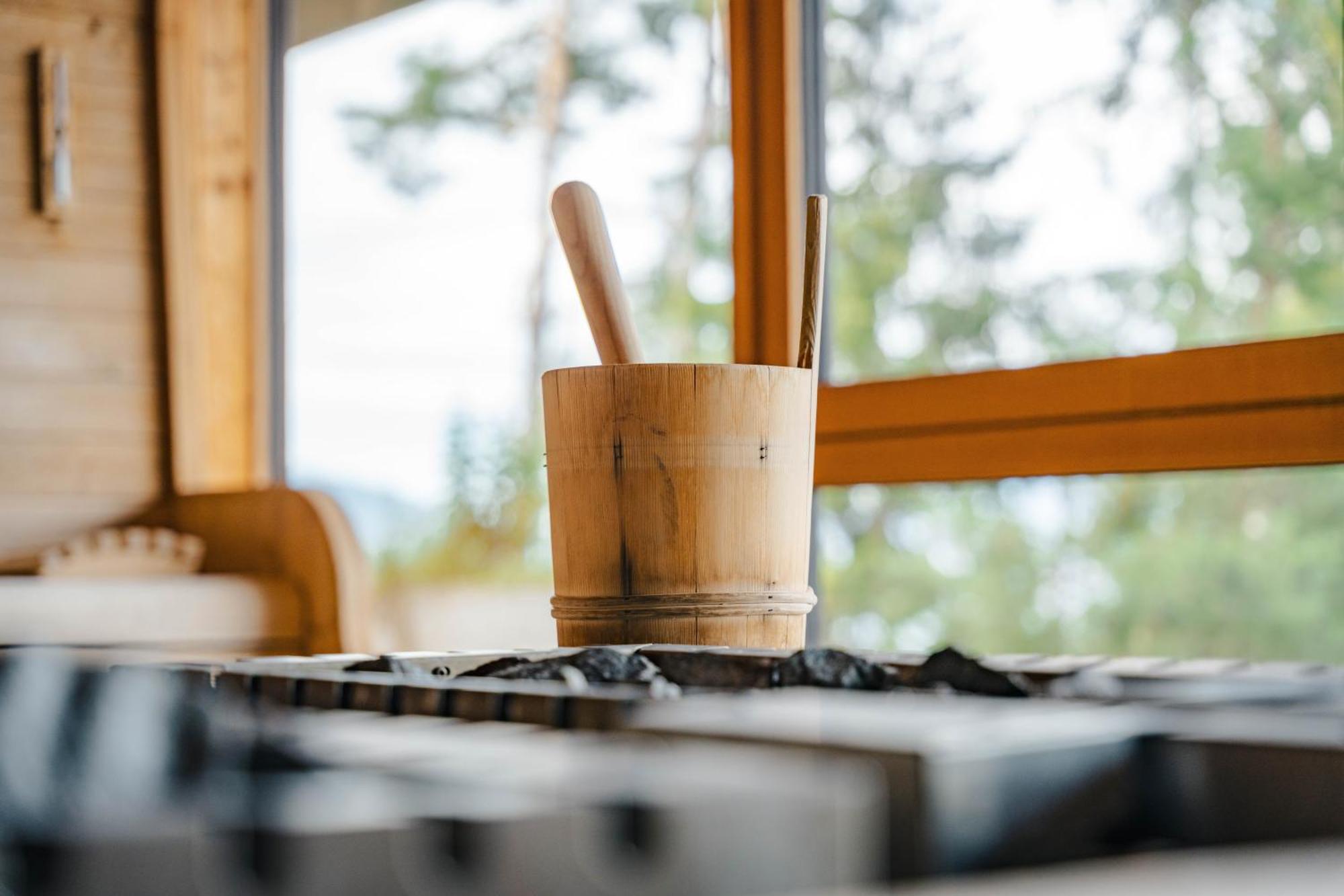 My Arbor - Dolomites Hotel Bressanone Bagian luar foto A mortar and pestle